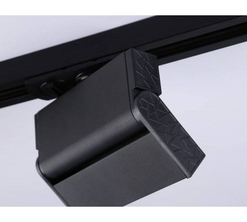 Трековый однофазный светильник Ambrella Light Track System GL6813 Трековый однофазный светильник Ambrella Light Track System GL6813