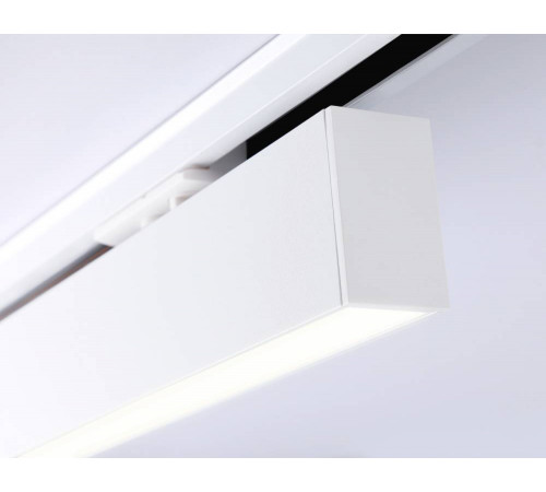 Трековый однофазный светильник Ambrella Light Track System GL6761