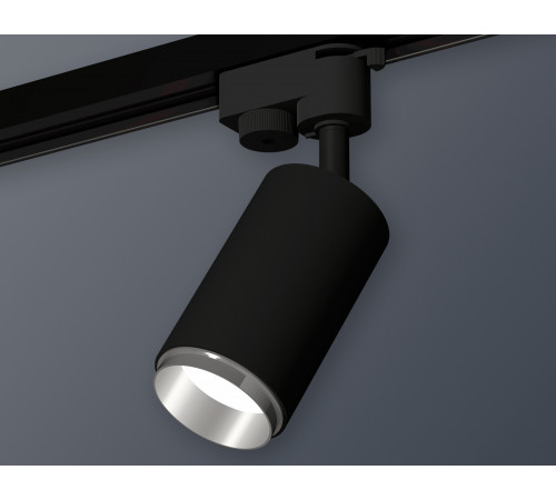 Трековый однофазный светильник Ambrella Light Track System XT6323042 (A2521, C6323, N6122) Трековый однофазный светильник Ambrella Light Track System XT6323042 (A2521, C6323, N6122)