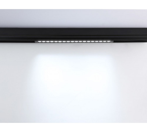 Трековый магнитный светильник Ambrella Light Magnetic 220V GL1312 Трековый магнитный светильник Ambrella Light Magnetic 220V GL1312