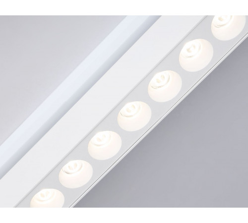 Трековый однофазный светильник Ambrella Light Track system GL6712