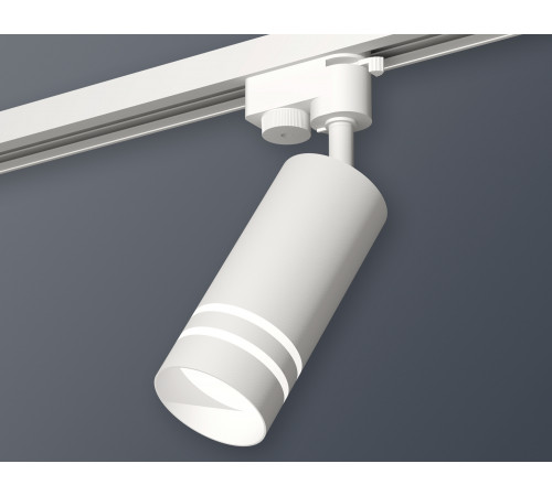 Трековый однофазный светильник Ambrella Light Track System XT6322120 (A2520, C6322, N6235) Трековый однофазный светильник Ambrella Light Track System XT6322120 (A2520, C6322, N6235)