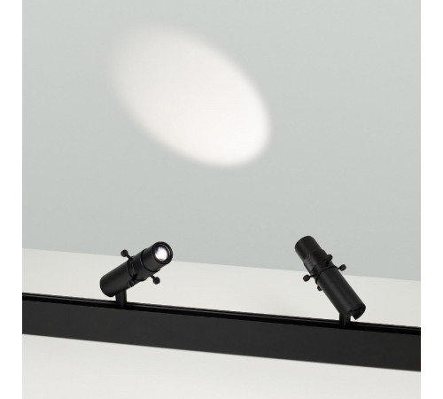 Трековый магнитный светильник Arlight MAG-ORIENT-SPOT-CROP-ZOOM-TC-R35-6W Day4000 (BK, 19-29 deg, 48V) 045066 Трековый магнитный светильник Arlight MAG-ORIENT-SPOT-CROP-ZOOM-TC-R35-6W Day4000 (BK, 19-29 deg, 48V) 045066