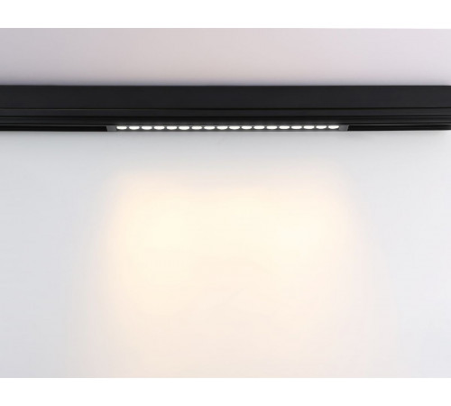 Трековый магнитный светильник Ambrella Light Magnetic 220V GL1312 Трековый магнитный светильник Ambrella Light Magnetic 220V GL1312