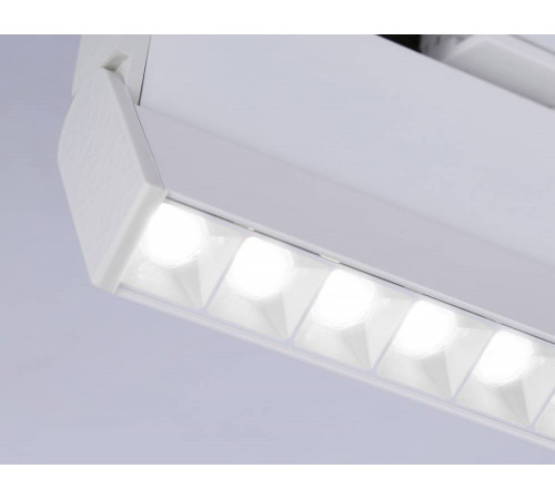 Трековый однофазный светильник Ambrella Light Track System GL6816 Трековый однофазный светильник Ambrella Light Track System GL6816