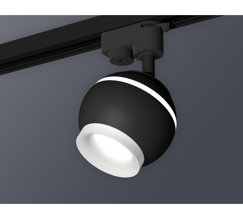 Трековый однофазный светильник с подсветкой Ambrella Light Track System XT1102071 (A2521, C1102, N7165) Трековый однофазный светильник с подсветкой Ambrella Light Track System XT1102071 (A2521, C1102, N7165)