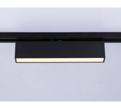 Трековый однофазный светильник Ambrella Light Track System GL6765