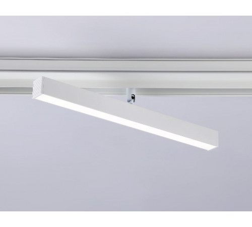 Трековый магнитный светильник Ambrella Light Magnetic Track System GL4200 Трековый магнитный светильник Ambrella Light Magnetic Track System GL4200