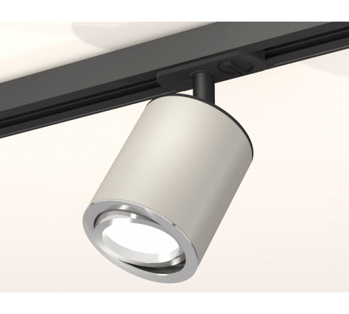 Комплект трекового светильника Ambrella Light Track System XT7423001 (A2537, C7423, N7003) Комплект трекового светильника Ambrella Light Track System XT7423001 (A2537, C7423, N7003)
