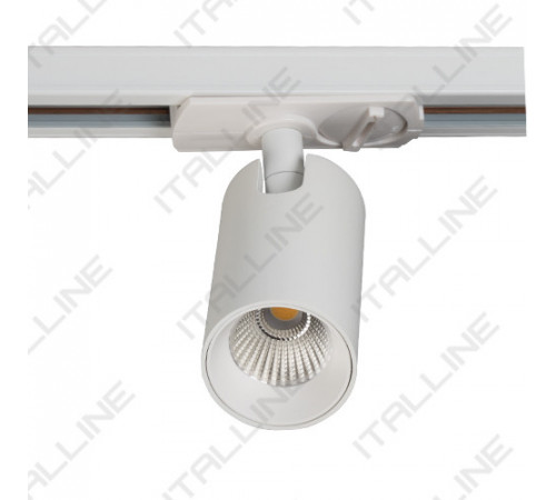 Светильник на шине ITALLINE TR 3006 white Светильник на шине ITALLINE TR 3006 white