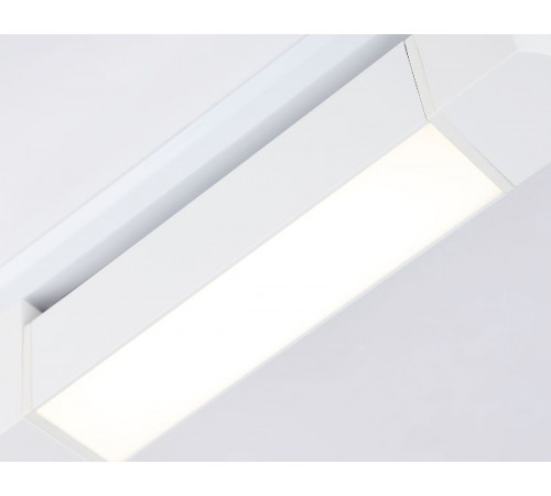 Трековый однофазный светильник Ambrella Light Track system GL6724 Трековый однофазный светильник Ambrella Light Track system GL6724