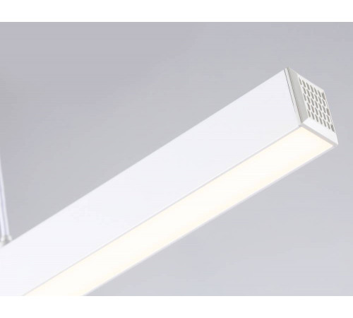 Трековый однофазный светильник Ambrella Light Track System GL6782 Трековый однофазный светильник Ambrella Light Track System GL6782