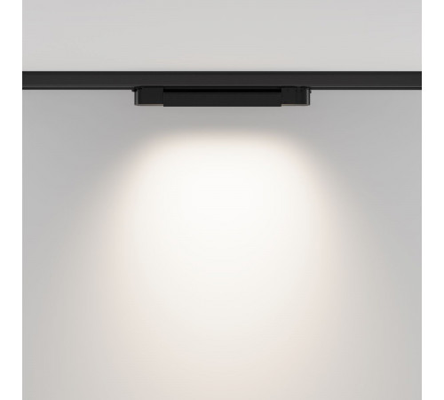 Трековый трехфазный светильник Maytoni Basis TR196-3-10W4K-B Трековый трехфазный светильник Maytoni Basis TR196-3-10W4K-B