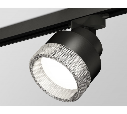 Трековый светильник Ambrella Light Track System XT8102040 (A2526, A2106, C8102, N8480) Трековый светильник Ambrella Light Track System XT8102040 (A2526, A2106, C8102, N8480)