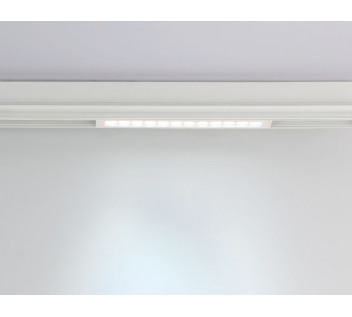Трековый магнитный светильник Ambrella Light Magnetic 220V GL1301 Трековый магнитный светильник Ambrella Light Magnetic 220V GL1301