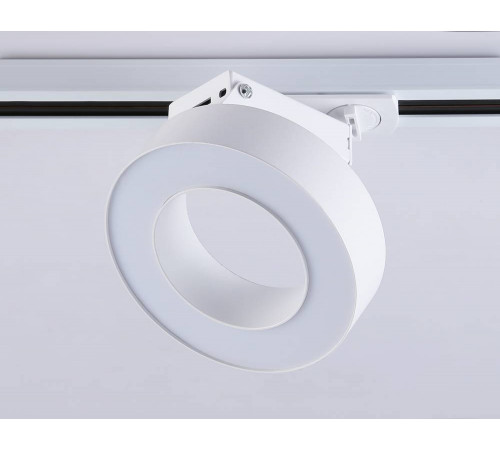 Трековый однофазный светильник Ambrella Light Track System GL6866 Трековый однофазный светильник Ambrella Light Track System GL6866