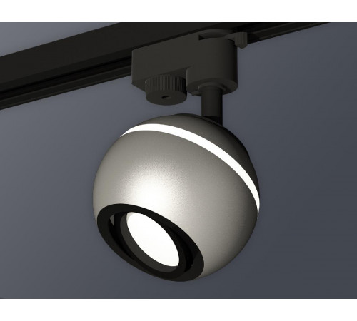 Трековый однофазный светильник с подсветкой Ambrella Light Track System XT1103001 (A2521, C1103, N7002) Трековый однофазный светильник с подсветкой Ambrella Light Track System XT1103001 (A2521, C1103, N7002)