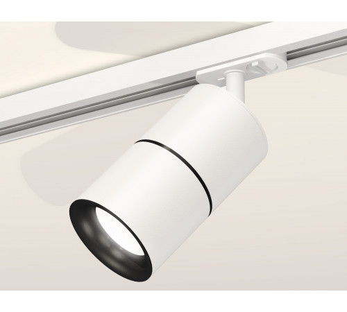 Комплект трекового светильника Ambrella Light Track System XT7401010 (A2536, C7401, A2071, C7401, N7011) Комплект трекового светильника Ambrella Light Track System XT7401010 (A2536, C7401, A2071, C7401, N7011)