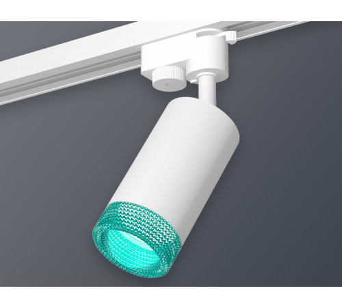 Трековый однофазный светильник Ambrella Light Track System XT6322083 (A2520, C6322, N6153) Трековый однофазный светильник Ambrella Light Track System XT6322083 (A2520, C6322, N6153)