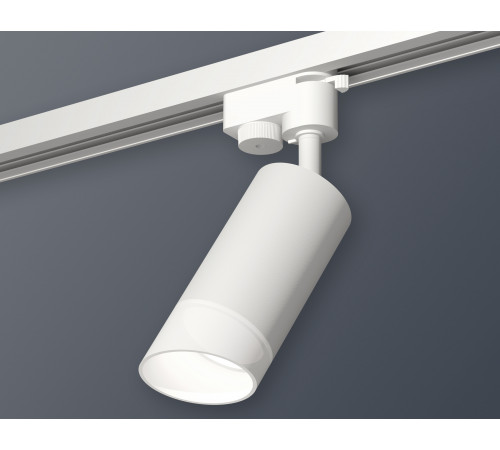 Трековый однофазный светильник Ambrella Light Track System XT6322180 (A2520, C6322, N6256) Трековый однофазный светильник Ambrella Light Track System XT6322180 (A2520, C6322, N6256)