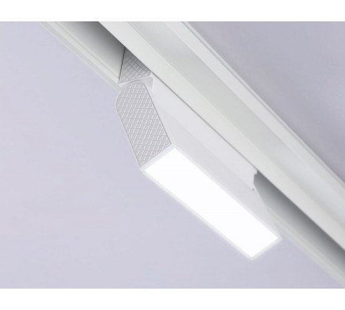 Трековый магнитный светильник Ambrella Light Magnetic Track System GL4058 Трековый магнитный светильник Ambrella Light Magnetic Track System GL4058