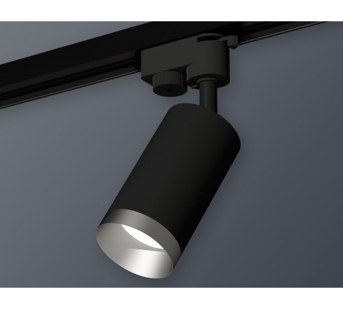 Трековый однофазный светильник Ambrella Light Track System XT6323063 (A2521, C6323, N6133) Трековый однофазный светильник Ambrella Light Track System XT6323063 (A2521, C6323, N6133)