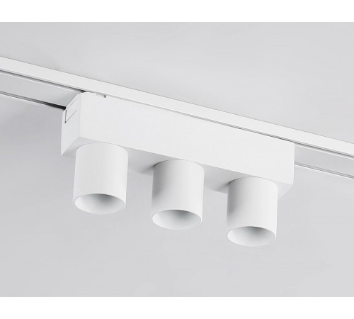Трековый магнитный светильник Ambrella Light Track System GV1503 Трековый магнитный светильник Ambrella Light Track System GV1503