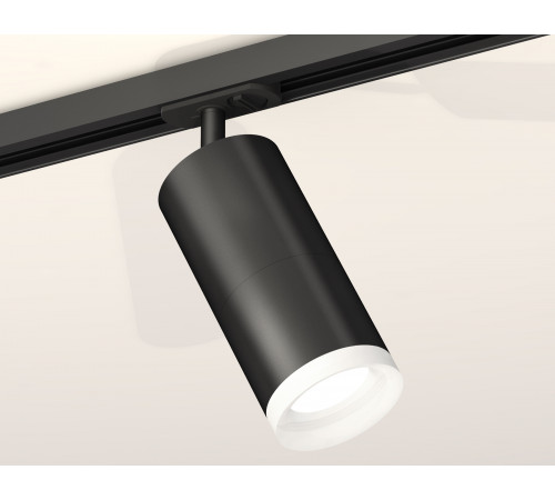 Комплект трекового светильника Ambrella Light Track System XT7402111 (A2537, C7422, A2011, C7402, N7165)