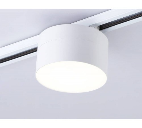 Трековый однофазный светильник Ambrella Light Track System GL6872 Трековый однофазный светильник Ambrella Light Track System GL6872