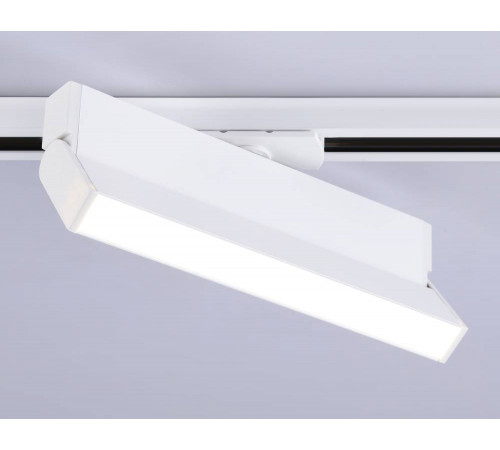 Трековый однофазный светильник Ambrella Light Track System GL6806 Трековый однофазный светильник Ambrella Light Track System GL6806