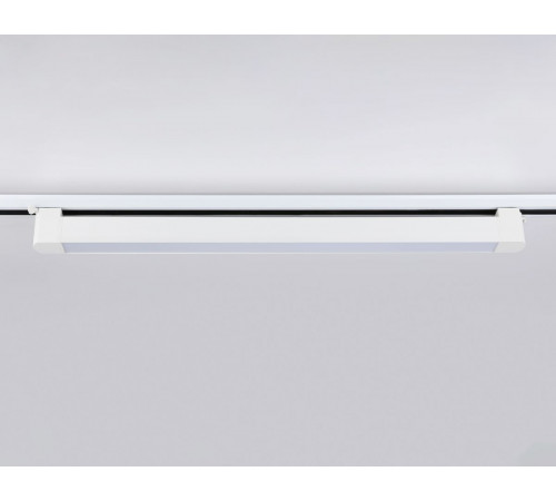 Трековый однофазный светильник Ambrella Light Track system GL6742 Трековый однофазный светильник Ambrella Light Track system GL6742