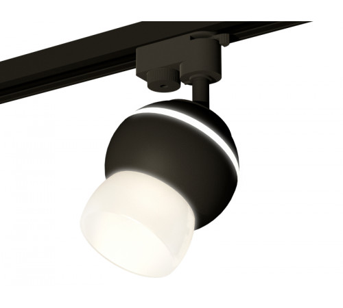 Трековый однофазный светильник Ambrella Light Track System XT1102074 (A2521, C1102, N7177) Трековый однофазный светильник Ambrella Light Track System XT1102074 (A2521, C1102, N7177)