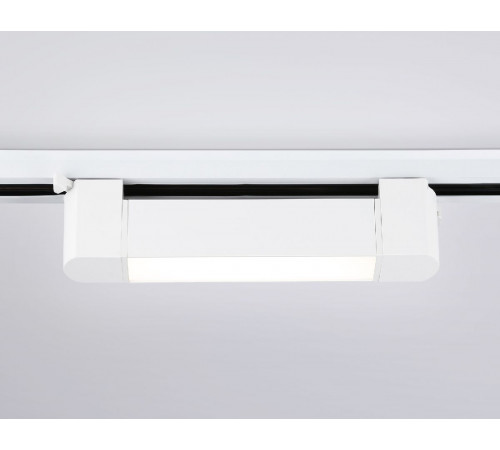 Трековый однофазный светильник Ambrella Light Track system GL6724 Трековый однофазный светильник Ambrella Light Track system GL6724