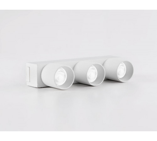 Трековый магнитный светильник Ambrella Light Track System GV1503 Трековый магнитный светильник Ambrella Light Track System GV1503