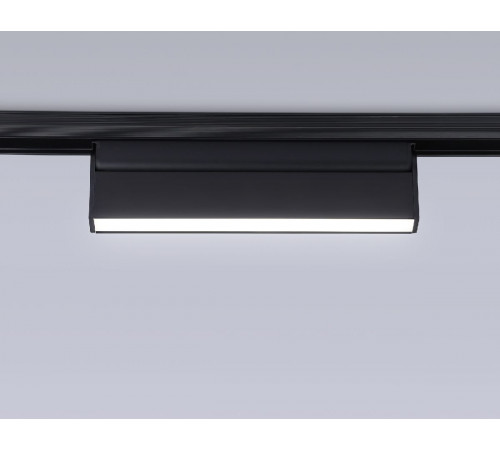 Трековый магнитный светильник Ambrella Light Magnetic Track System GL4062 Трековый магнитный светильник Ambrella Light Magnetic Track System GL4062