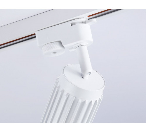 Трековый однофазный светильник Ambrella Light Track System GL5157 Трековый однофазный светильник Ambrella Light Track System GL5157