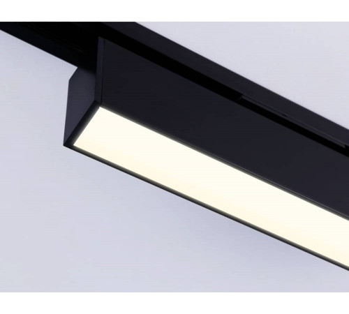 Трековый однофазный светильник Ambrella Light Track System GL6765