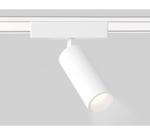 Трековый магнитный светильник Ambrella Light Magnetic Ultra Slim Track System GV1505 Трековый магнитный светильник Ambrella Light Magnetic Ultra Slim Track System GV1505