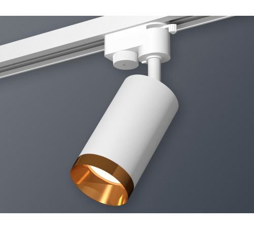 Трековый однофазный светильник Ambrella Light Track System XT6322064 (A2520, C6322, N6134) Трековый однофазный светильник Ambrella Light Track System XT6322064 (A2520, C6322, N6134)