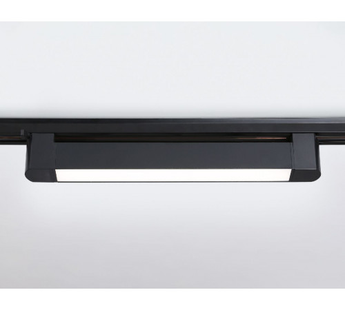 Трековый однофазный светильник Ambrella Light Track system GL6733 Трековый однофазный светильник Ambrella Light Track system GL6733
