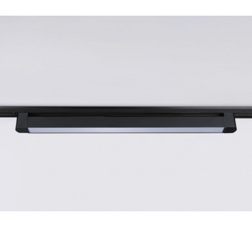 Трековый однофазный светильник Ambrella Light Track system GL6745 Трековый однофазный светильник Ambrella Light Track system GL6745