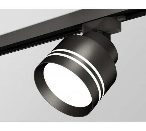 Трековый светильник Ambrella Light Track System XT8102026 (A2526, A2106, C8102, N8478) Трековый светильник Ambrella Light Track System XT8102026 (A2526, A2106, C8102, N8478)