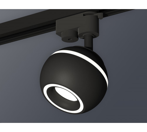 Трековый однофазный светильник с подсветкой Ambrella Light Track System XT1102061 (A2521, C1102, N7111) Трековый однофазный светильник с подсветкой Ambrella Light Track System XT1102061 (A2521, C1102, N7111)