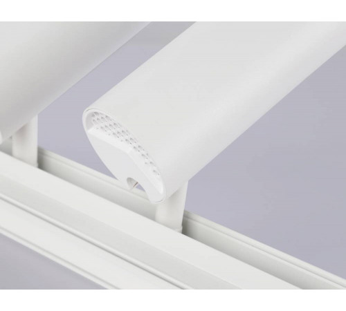 Трековый магнитный светильник Ambrella Light Track System GL3901 Трековый магнитный светильник Ambrella Light Track System GL3901