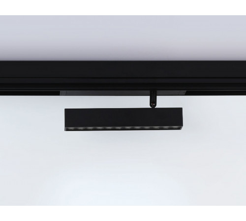 Трековый магнитный светильник Ambrella Light Magnetic 220V GL1342
