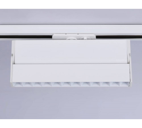 Трековый однофазный светильник Ambrella Light Track System GL6816 Трековый однофазный светильник Ambrella Light Track System GL6816