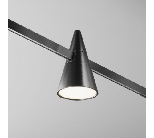Трековый магнитный светильник Maytoni Keila TR146-1-5W3K-B