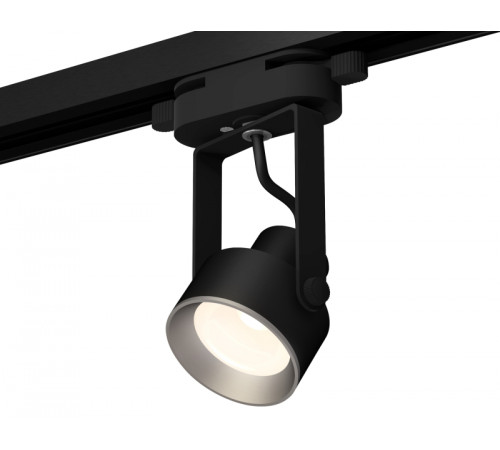 Трековый однофазный светильник Ambrella Light Track System XT6602002 (C6602, N6104) Трековый однофазный светильник Ambrella Light Track System XT6602002 (C6602, N6104)