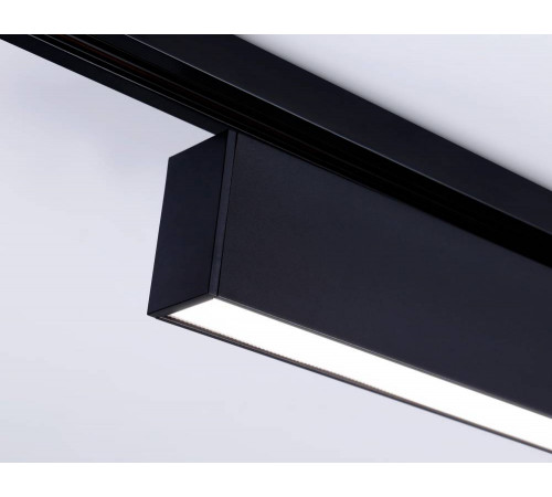 Трековый однофазный светильник Ambrella Light Track System GL6777