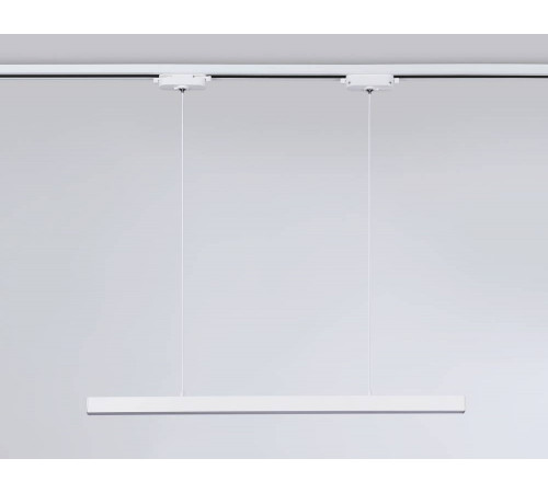 Трековый однофазный светильник Ambrella Light Track System GL6782 Трековый однофазный светильник Ambrella Light Track System GL6782